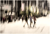 Three women crossing the street  blur - PH2536a-5917