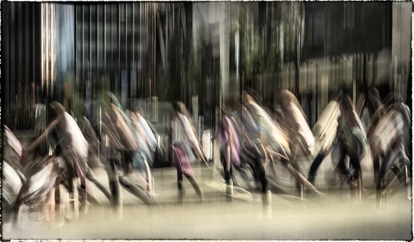 PH2001a folio life is a blur vancouver abstract ppl blur granville street sfx zf-0344