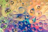 PH1379a abs water drops on glass -4053
