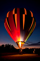 PH871a hot air balloon at night 1 -9,5x14 sept09-7189